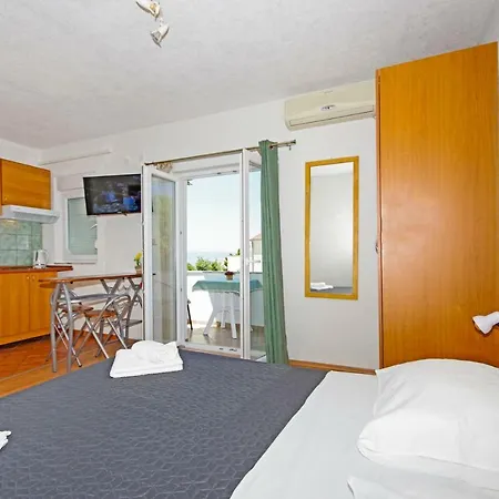 Apartments Solis Makarska Exterior photo